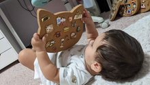 Load image into Gallery viewer, Cat Head Corkboard