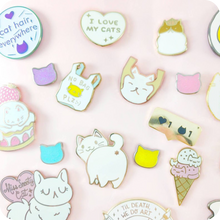 Load image into Gallery viewer, Mini Cat Head Pins