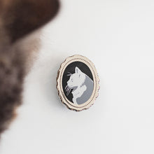 Load image into Gallery viewer, Cameo Cat - Enamel Pin